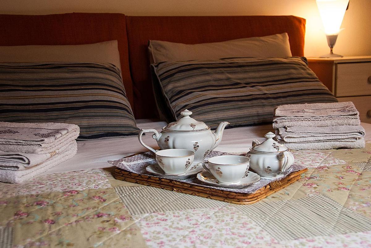 Loft In Antico Mulino Apartment Isola d'Arbia ภายนอก รูปภาพ